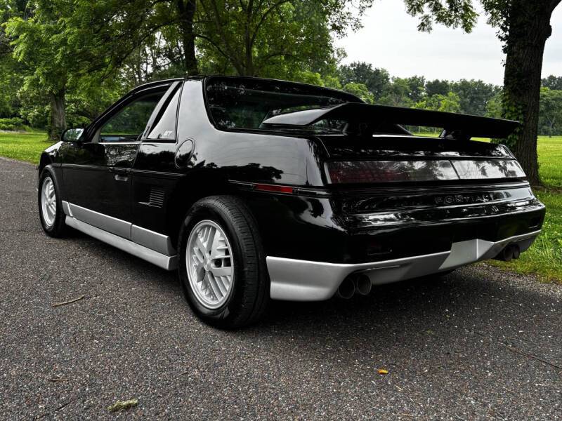 Pontiac Fiero gt  1986