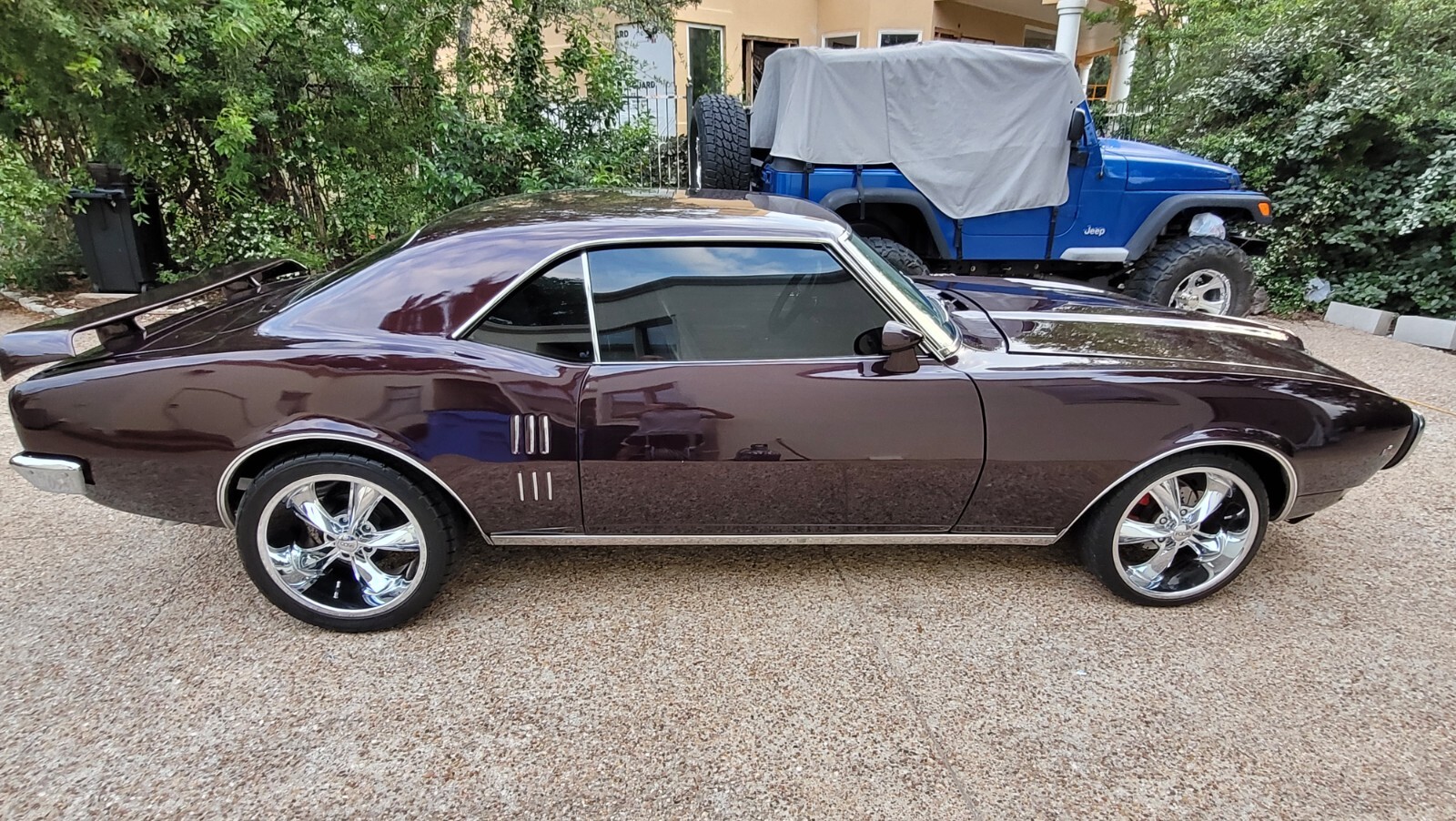 Pontiac-Firebird-1968-Coupe-1