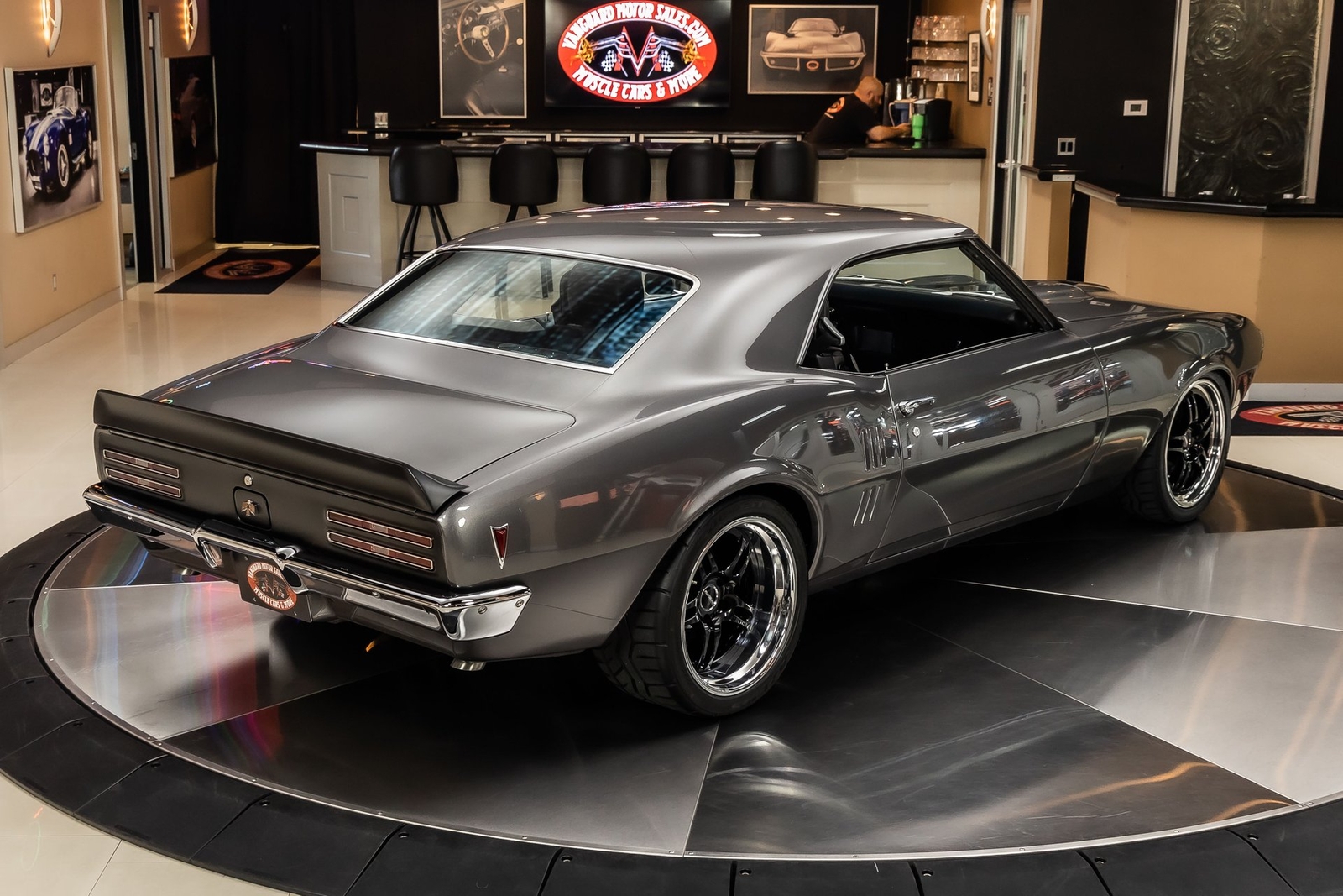 Pontiac-Firebird-1968-Coupe-13