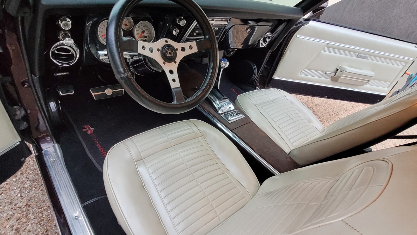 Pontiac-Firebird-1968-Coupe-25