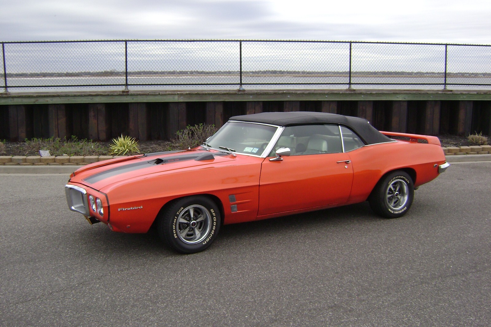 Pontiac-Firebird-1969-Convertible