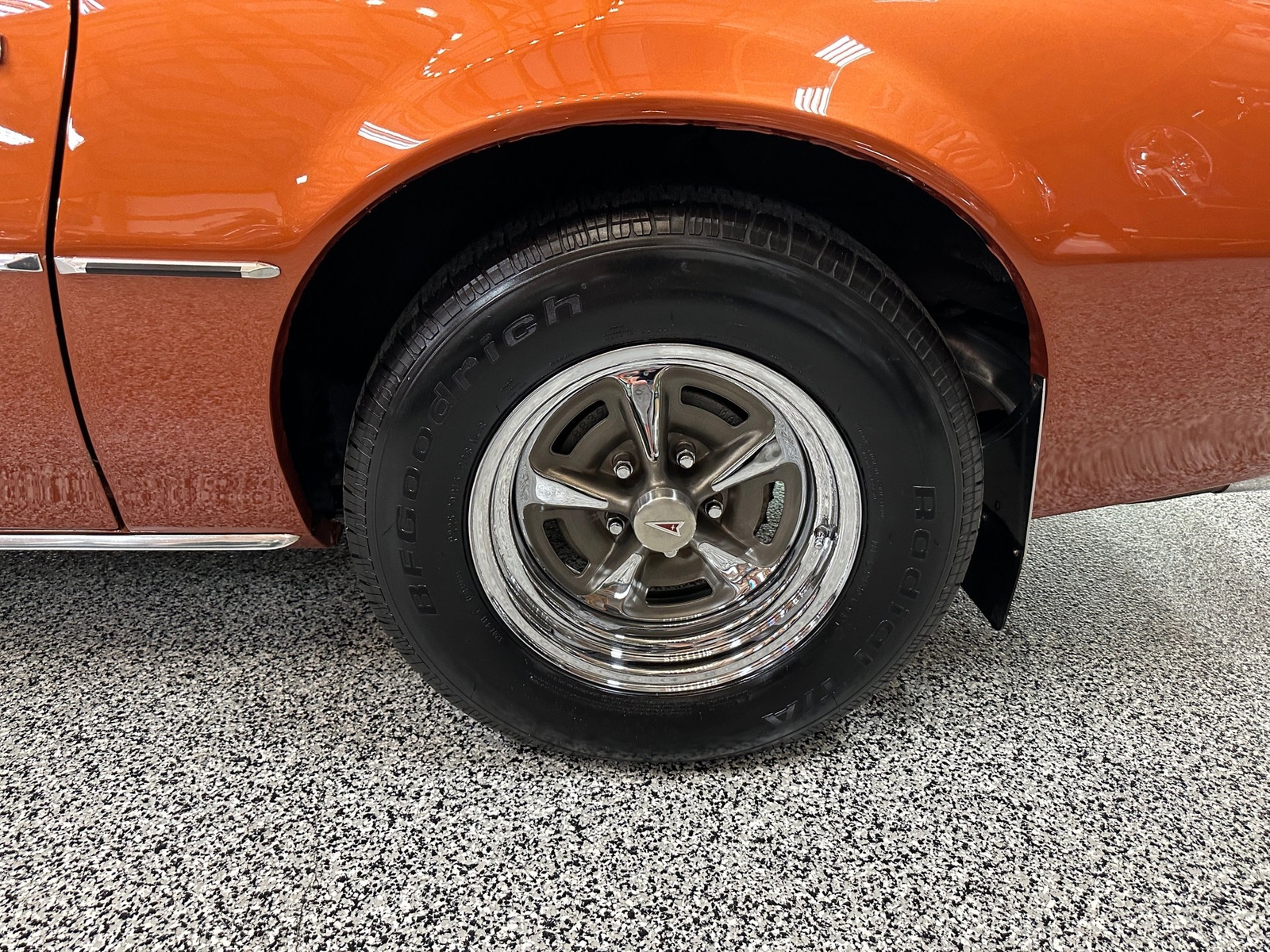 Pontiac-Firebird-1975-Coupe-17