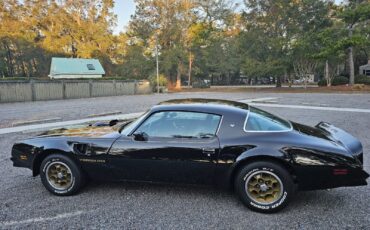 Pontiac-Firebird-1976-Coupe-23