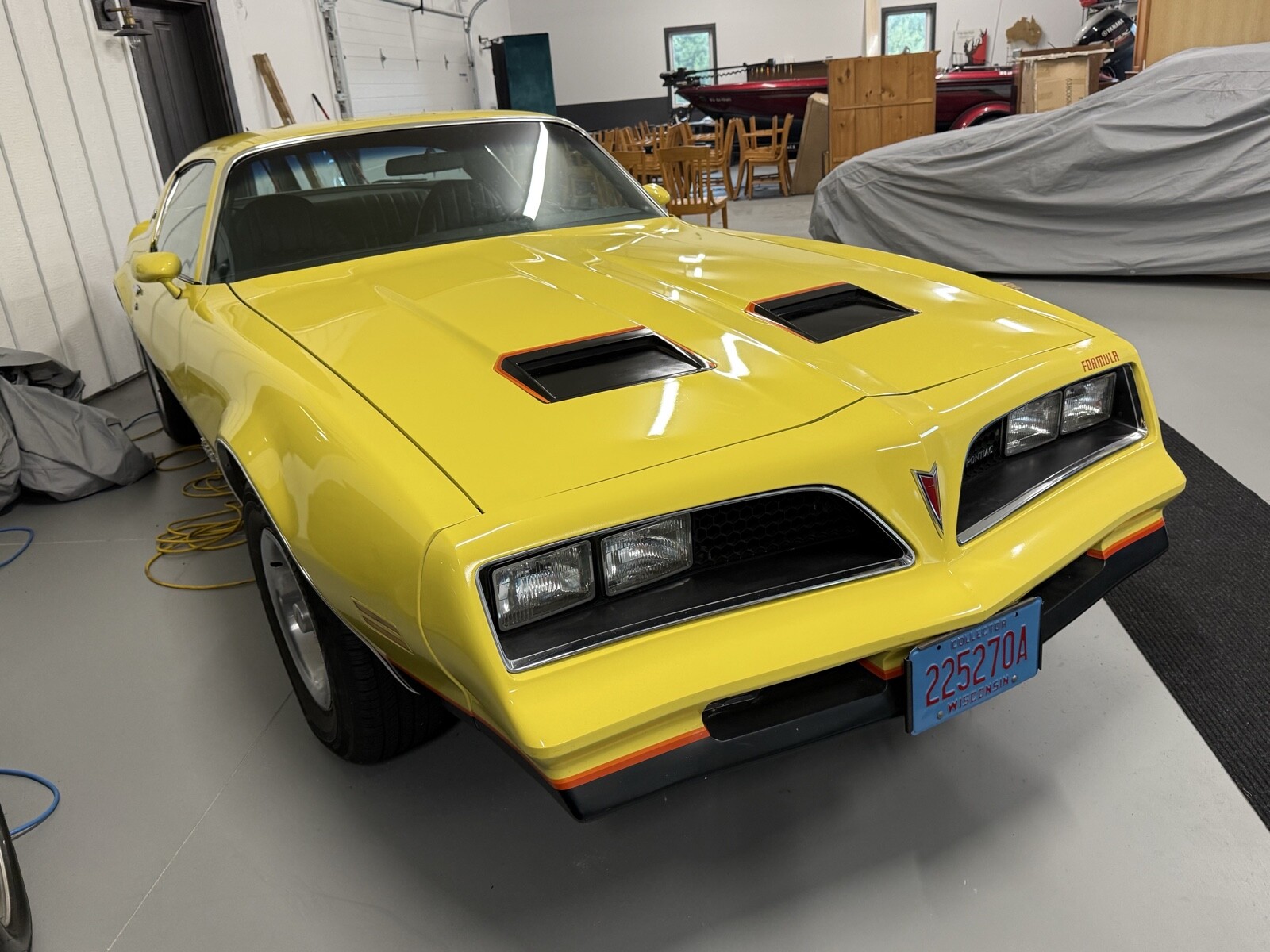 Pontiac-Firebird-1977-5