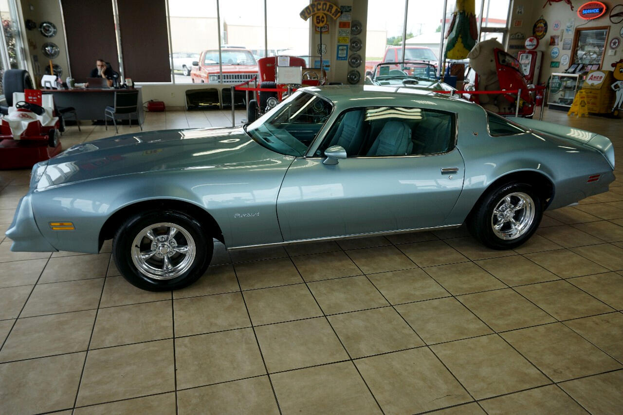 Pontiac-Firebird-1978-Classic-Car-2