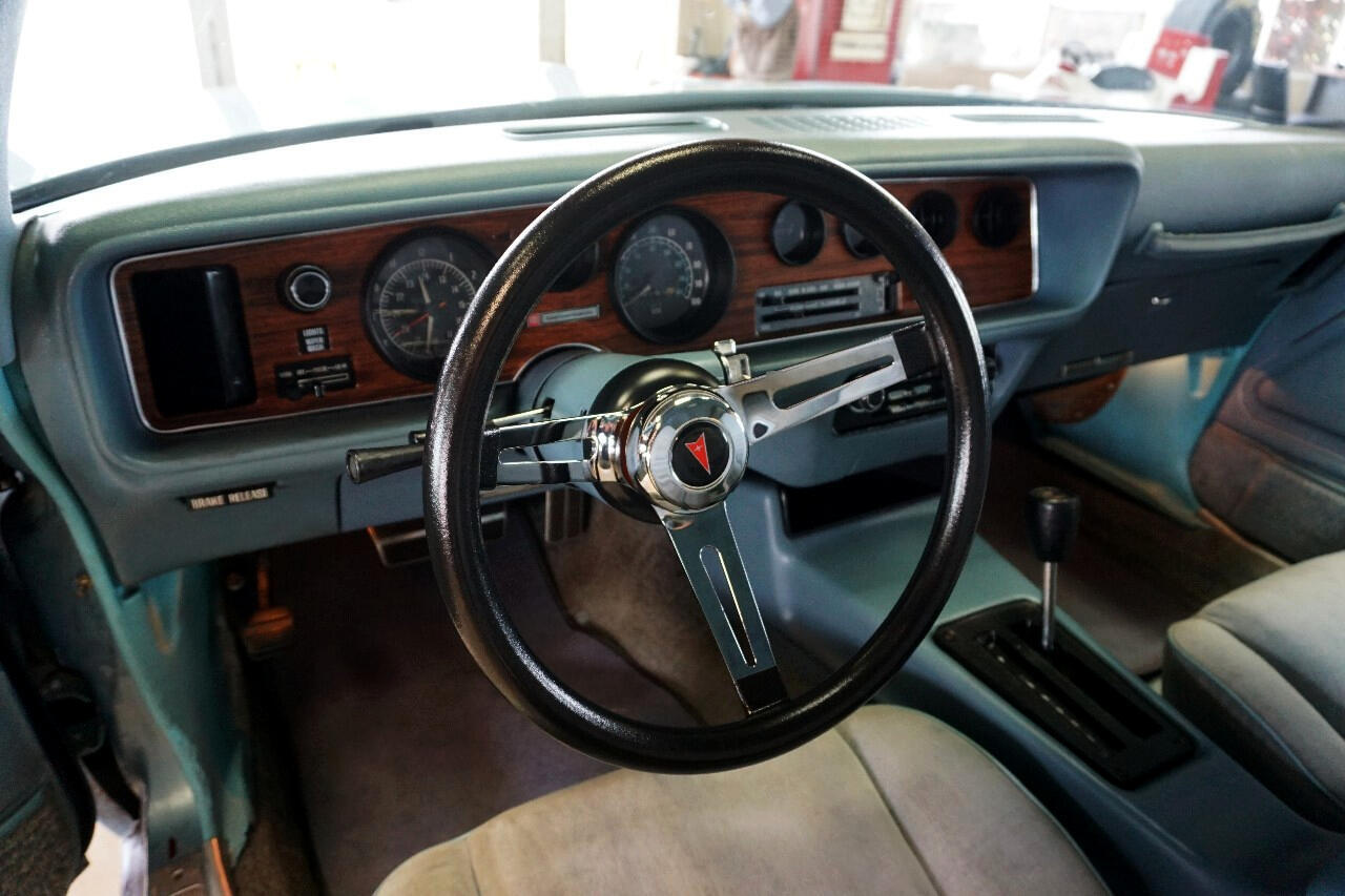 Pontiac-Firebird-1978-Classic-Car-26