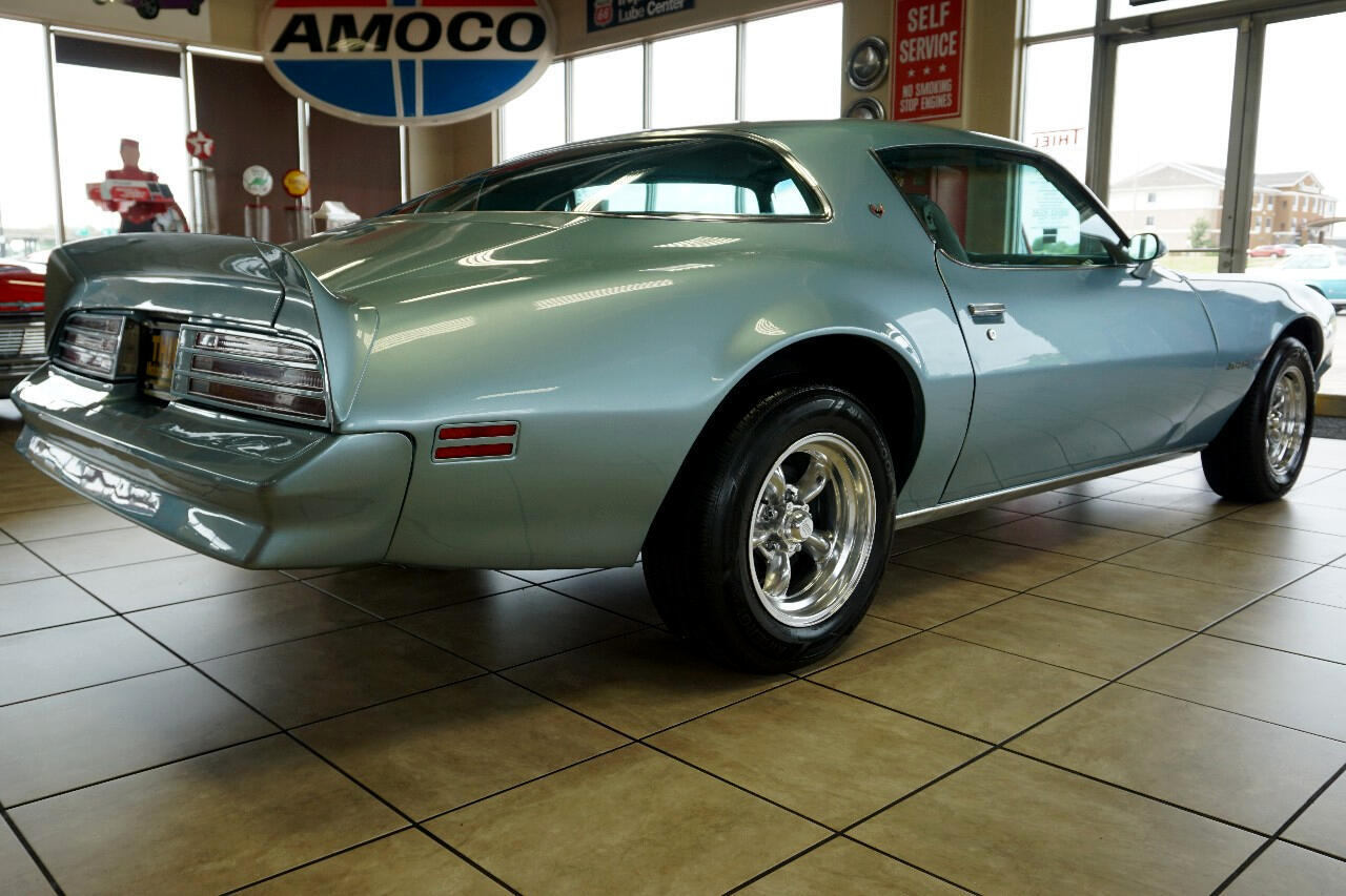 Pontiac-Firebird-1978-Classic-Car-8