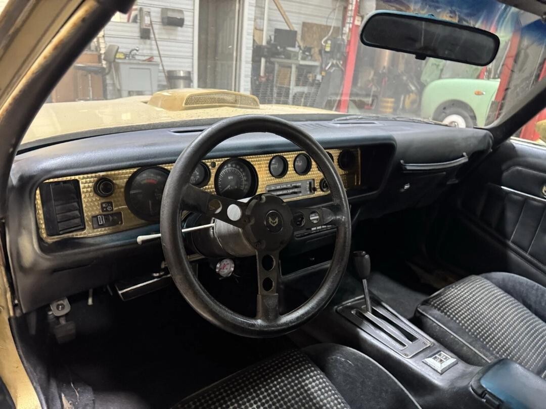 Pontiac-Firebird-1978-Coupe-15
