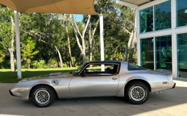 Pontiac-Firebird-1979-Convertible-10