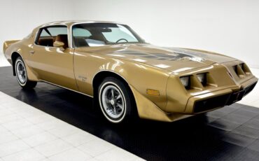 Pontiac-Firebird-1979-Coupe-6