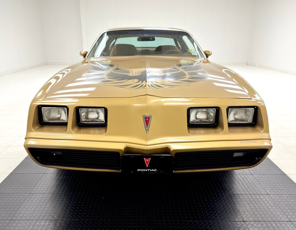Pontiac-Firebird-1979-Coupe-7