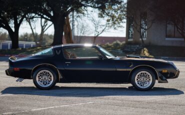 Pontiac-Firebird-1980-2D-Coupe-27