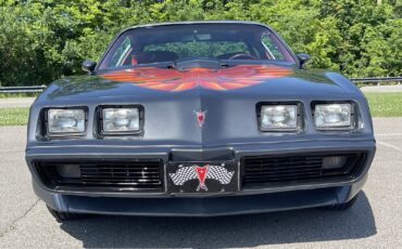 Pontiac-Firebird-1981-Coupe-1