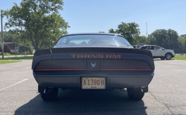 Pontiac-Firebird-1981-Coupe-13