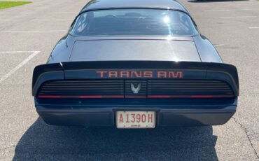 Pontiac-Firebird-1981-Coupe-14