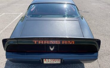 Pontiac-Firebird-1981-Coupe-15