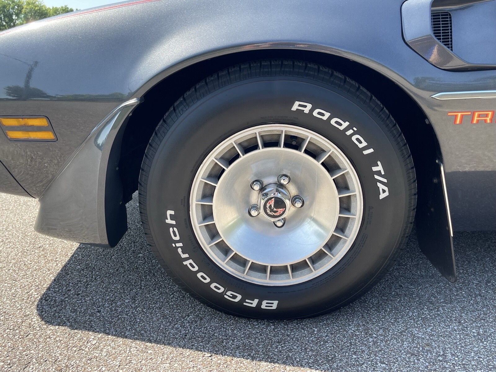 Pontiac-Firebird-1981-Coupe-17