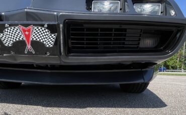 Pontiac-Firebird-1981-Coupe-23