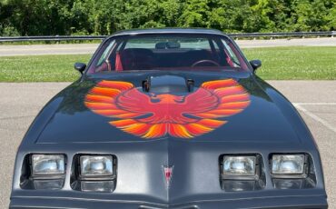 Pontiac-Firebird-1981-Coupe-3