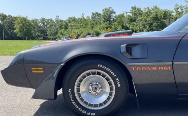 Pontiac-Firebird-1981-Coupe-5