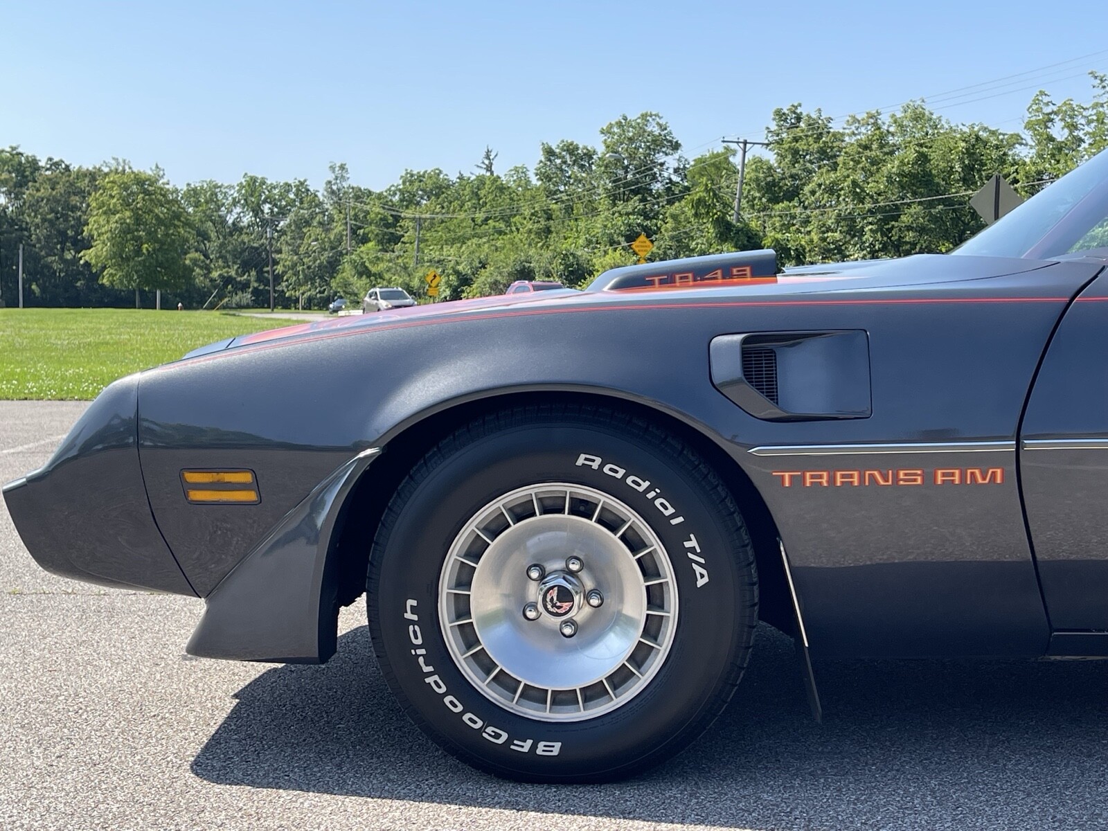 Pontiac-Firebird-1981-Coupe-5