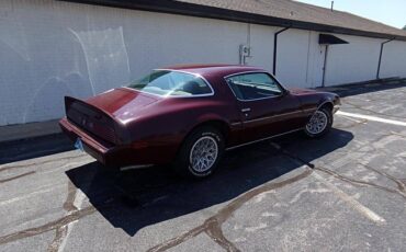 Pontiac-Firebird-1981-red-2