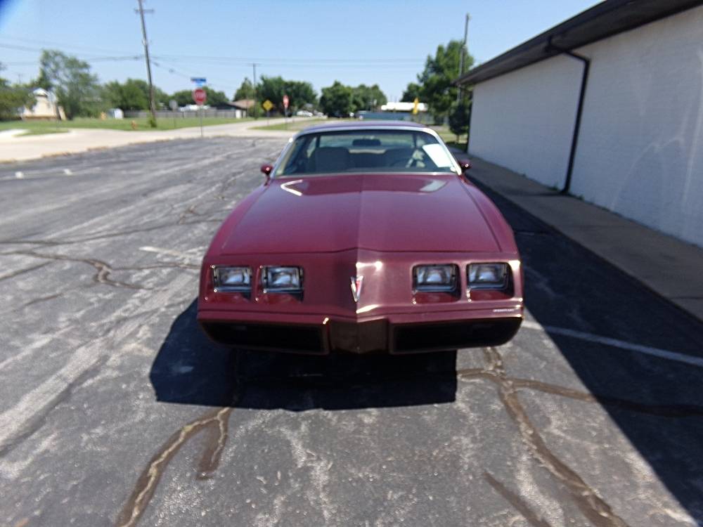 Pontiac-Firebird-1981-red-7