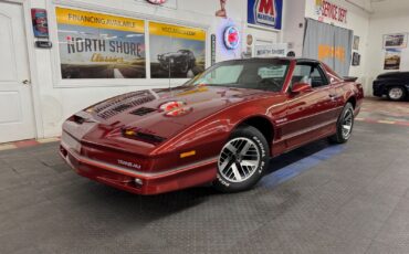 Pontiac-Firebird-1986-Hatchback-1