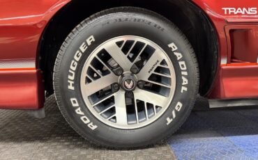 Pontiac-Firebird-1986-Hatchback-23