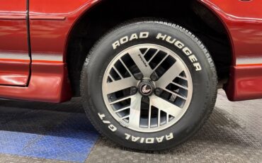 Pontiac-Firebird-1986-Hatchback-24