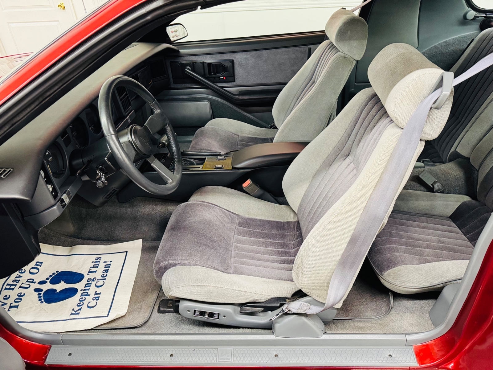Pontiac-Firebird-1986-Hatchback-29
