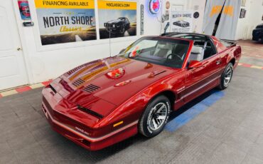 Pontiac-Firebird-1986-Hatchback-3