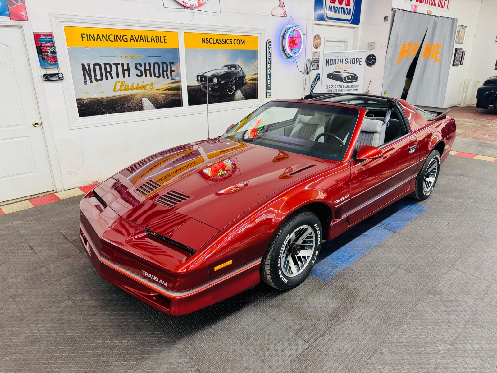 Pontiac-Firebird-1986-Hatchback-3