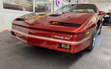 Pontiac-Firebird-1986-Hatchback-9