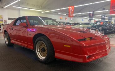 Pontiac-Firebird-1987-2-door-10