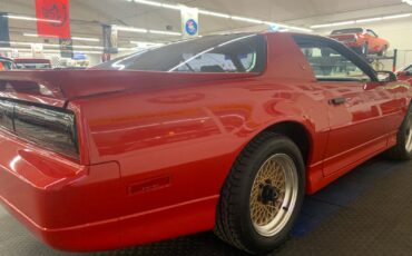 Pontiac-Firebird-1987-2-door-11