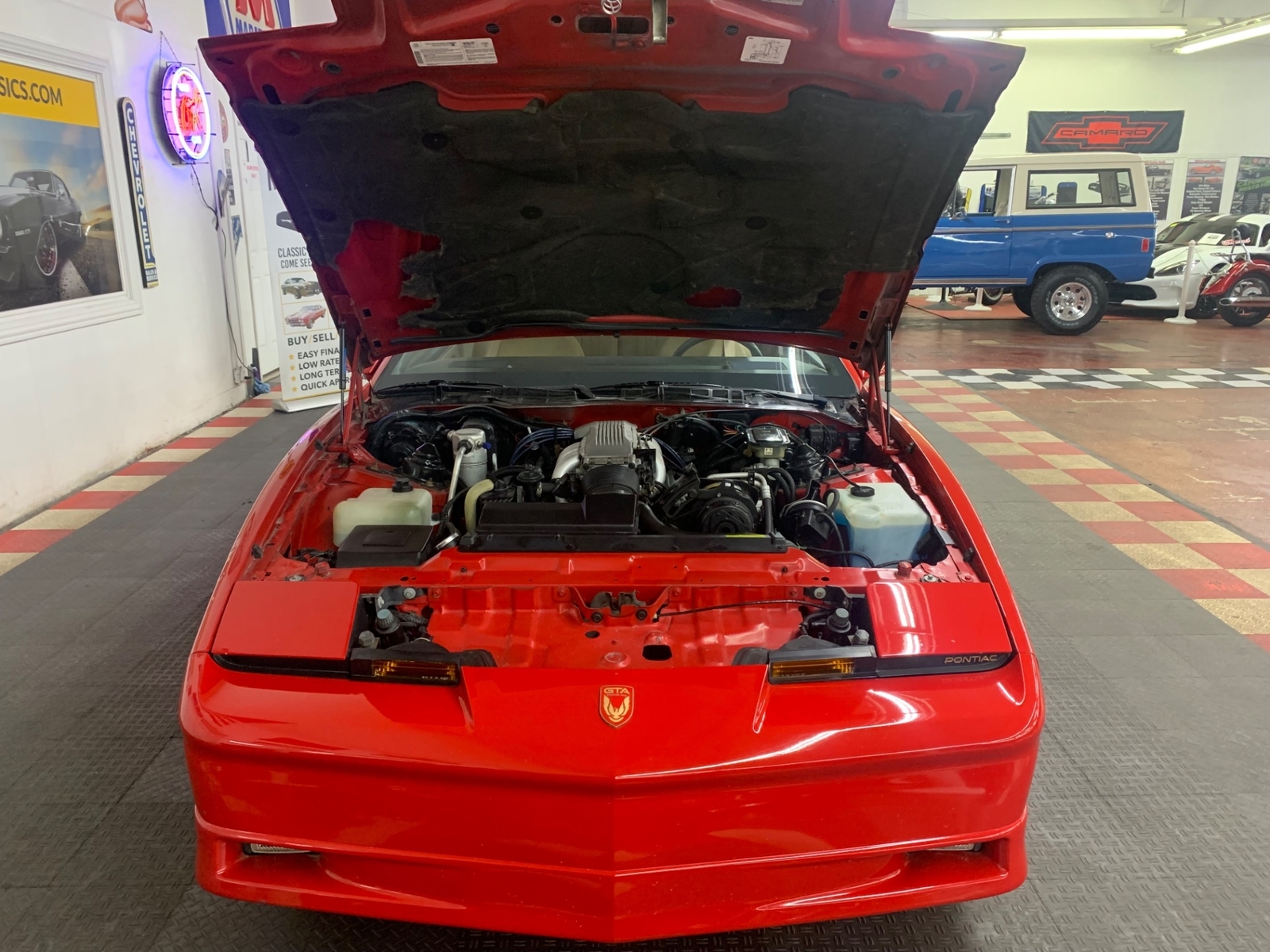 Pontiac-Firebird-1987-2-door-25