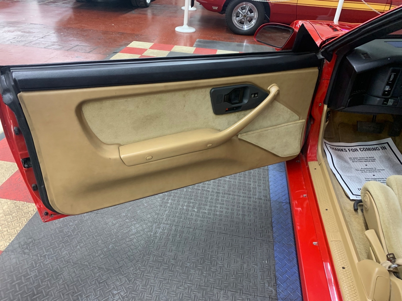 Pontiac-Firebird-1987-2-door-29