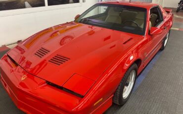 Pontiac-Firebird-1987-2-door-3