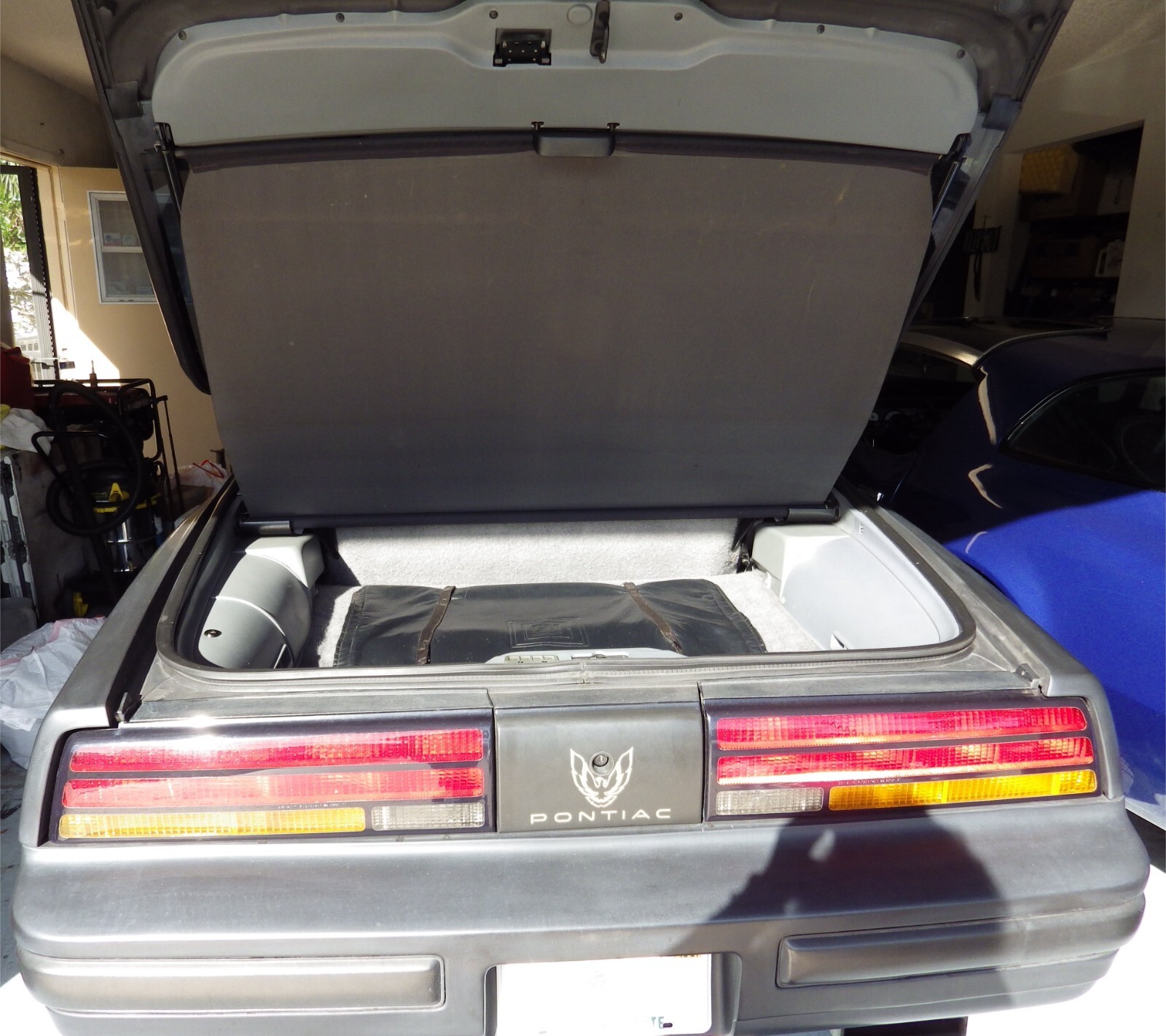 Pontiac-Firebird-1989-Coupe-14