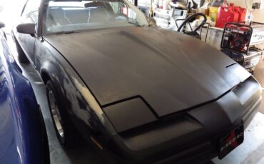 Pontiac-Firebird-1989-Coupe