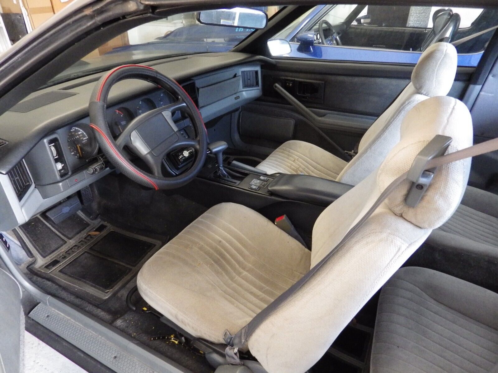 Pontiac-Firebird-1989-Coupe-5