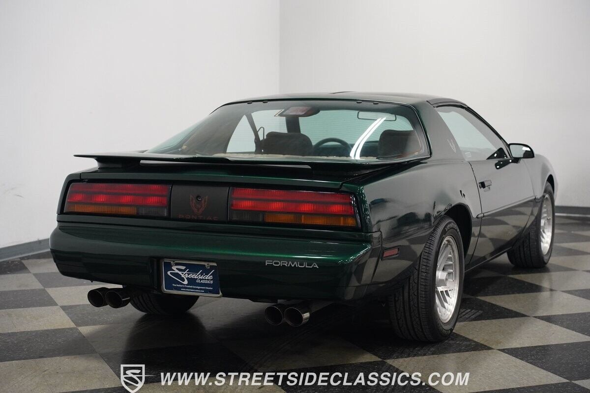 Pontiac-Firebird-1991-Hatchback-14