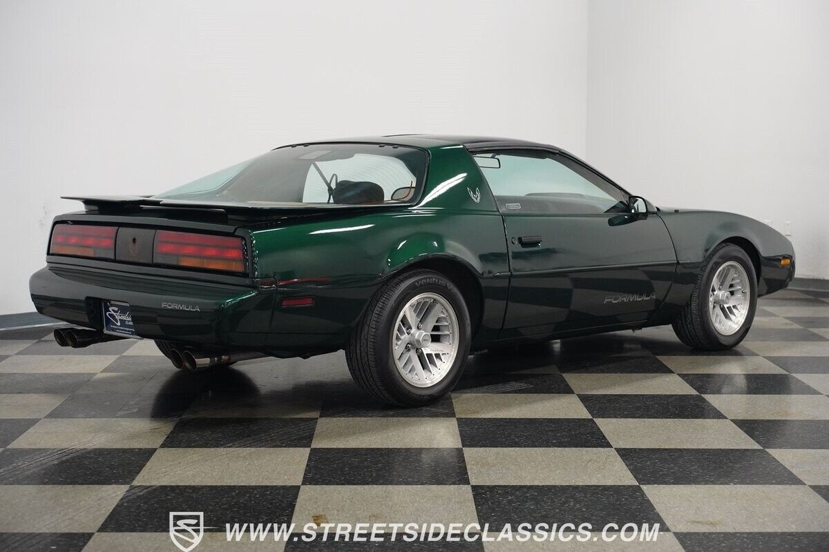 Pontiac-Firebird-1991-Hatchback-15