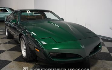Pontiac-Firebird-1991-Hatchback-20