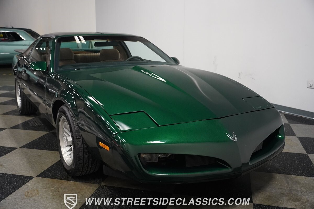 Pontiac-Firebird-1991-Hatchback-20
