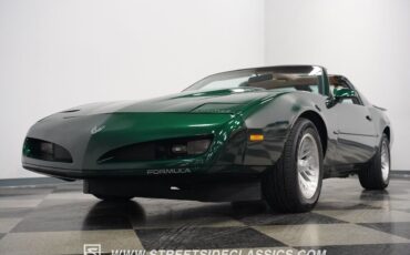 Pontiac-Firebird-1991-Hatchback-24