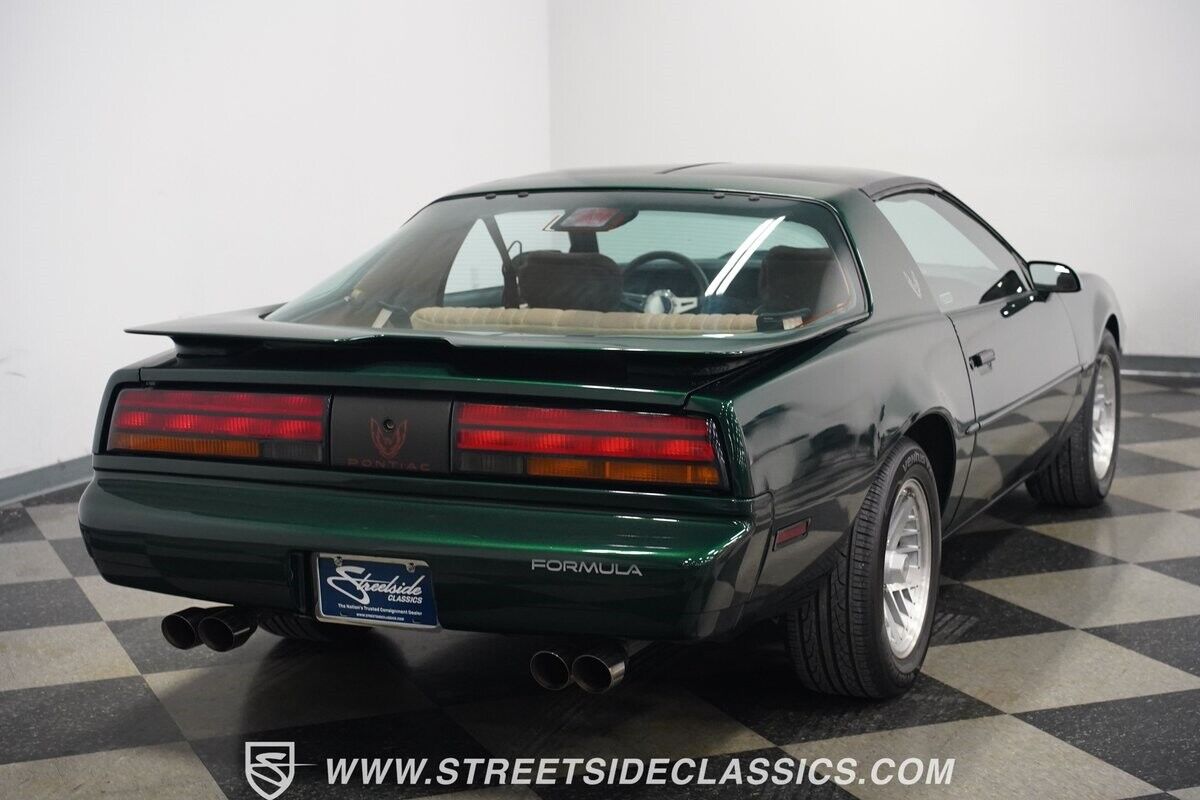 Pontiac-Firebird-1991-Hatchback-29