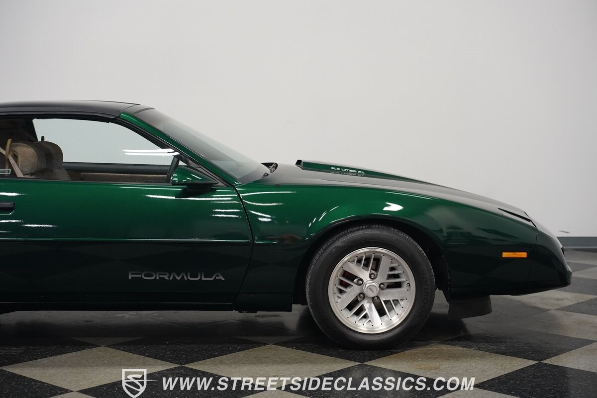 Pontiac-Firebird-1991-Hatchback-34