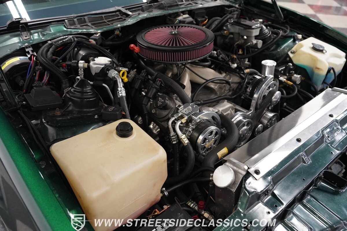 Pontiac-Firebird-1991-Hatchback-36